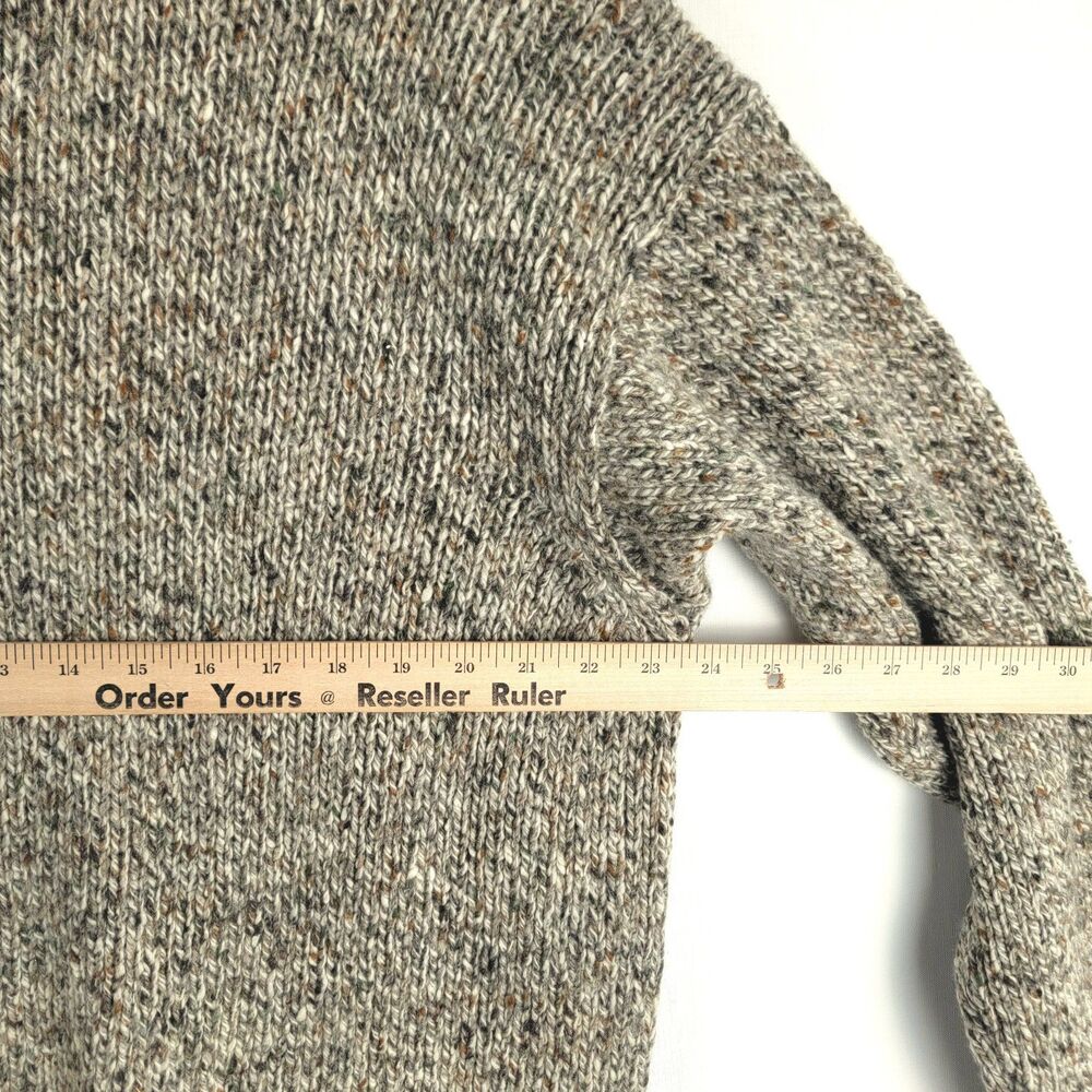 Men's Classic Knit Sweater - Brown - Picture 4 of 10